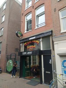 terps-army-coffeeshop-amsterdam-entrance-day