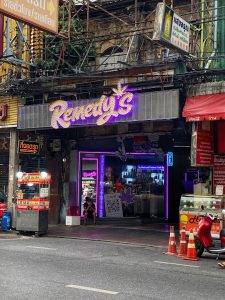 remedys-china-town-bangkok-entrance-day